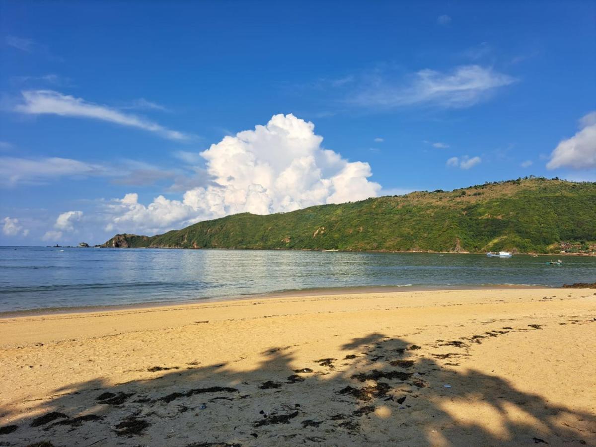 Hotel Surfers Beachfront Lombok Kuta  Esterno foto